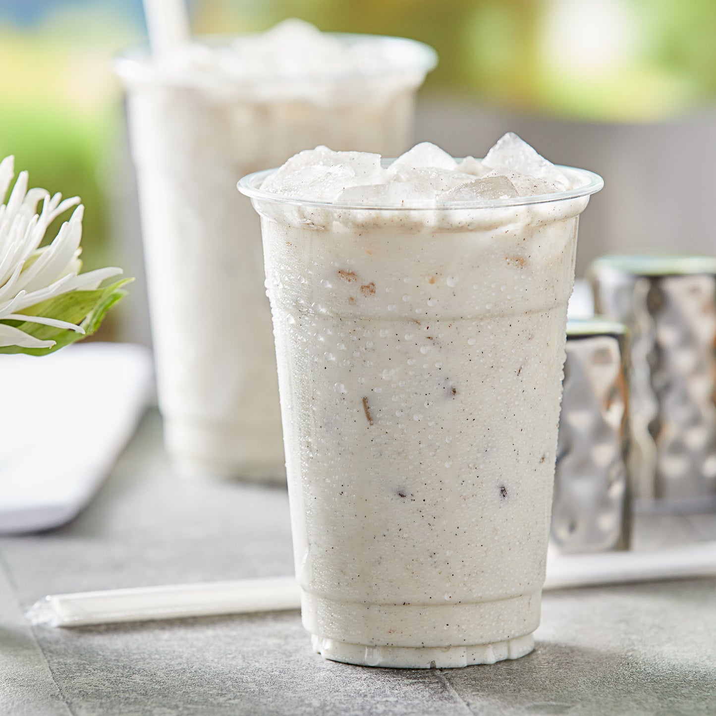 Capora 3.5 lb. Vanilla Bean Frappe Mix, Coffee Shop Quality, Barista Approved