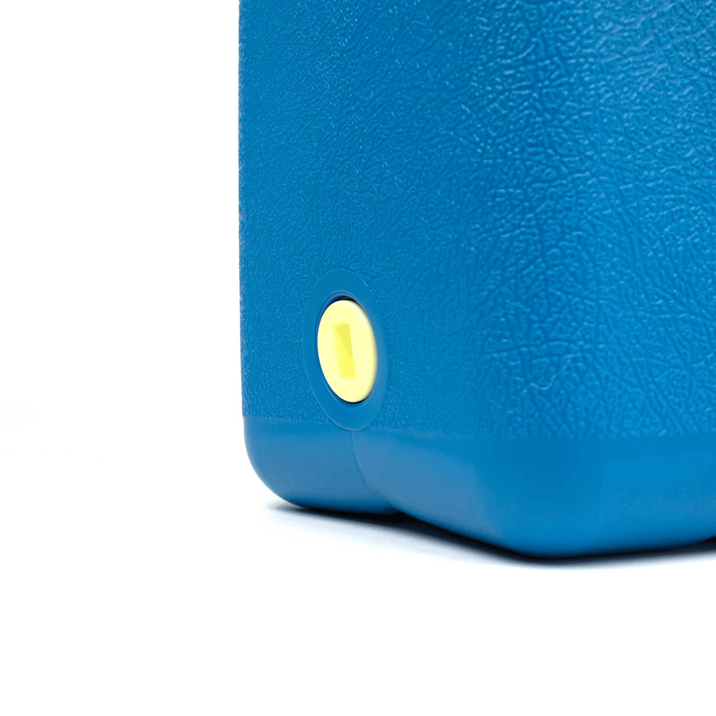 Wavian Blue 5 Gallon Water Can and Opener, BPA Free, Food-Grade, UV Stabilized