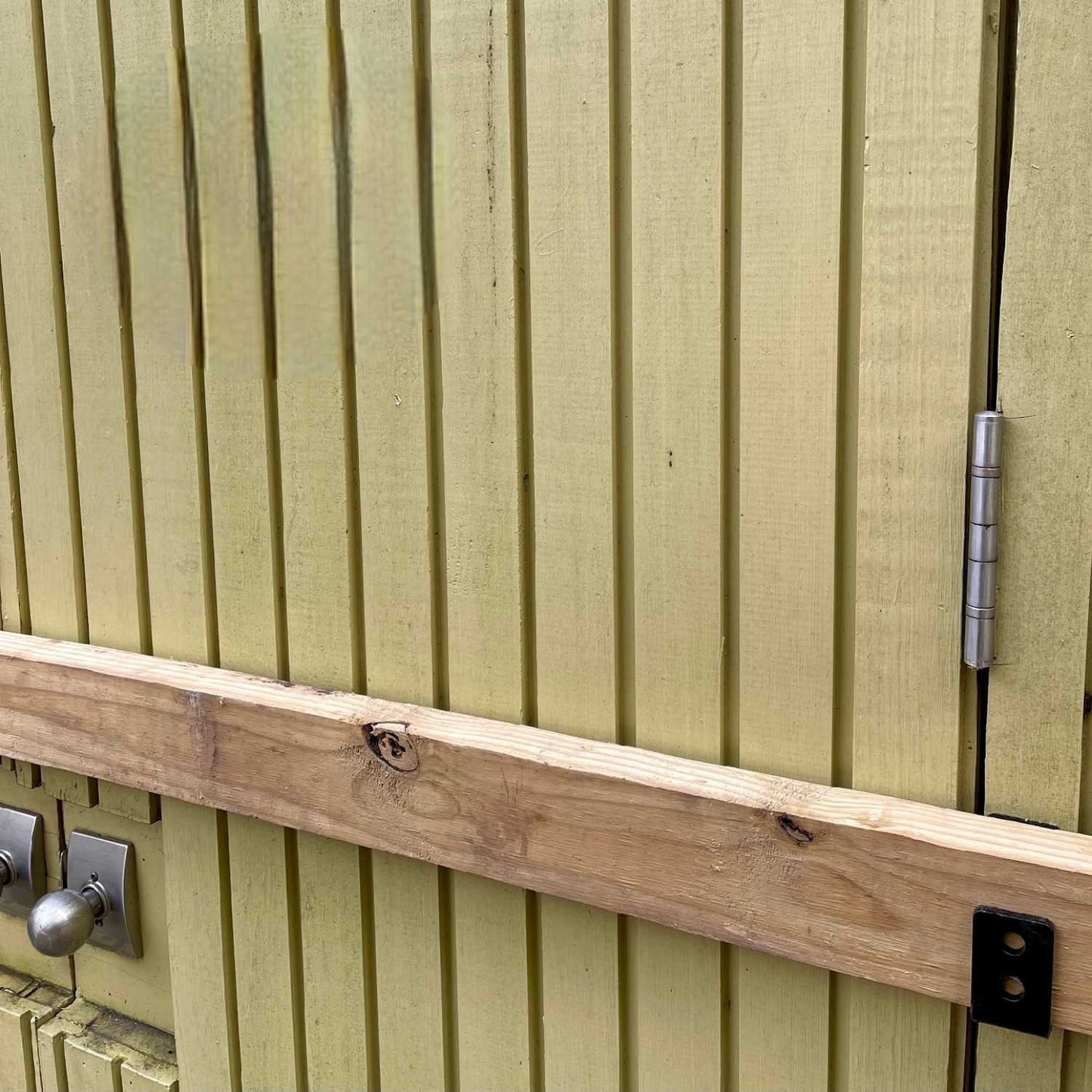 Armor Grade Carbon Steel 2x4 Barricade Brackets Outside Gate Door Stop Security