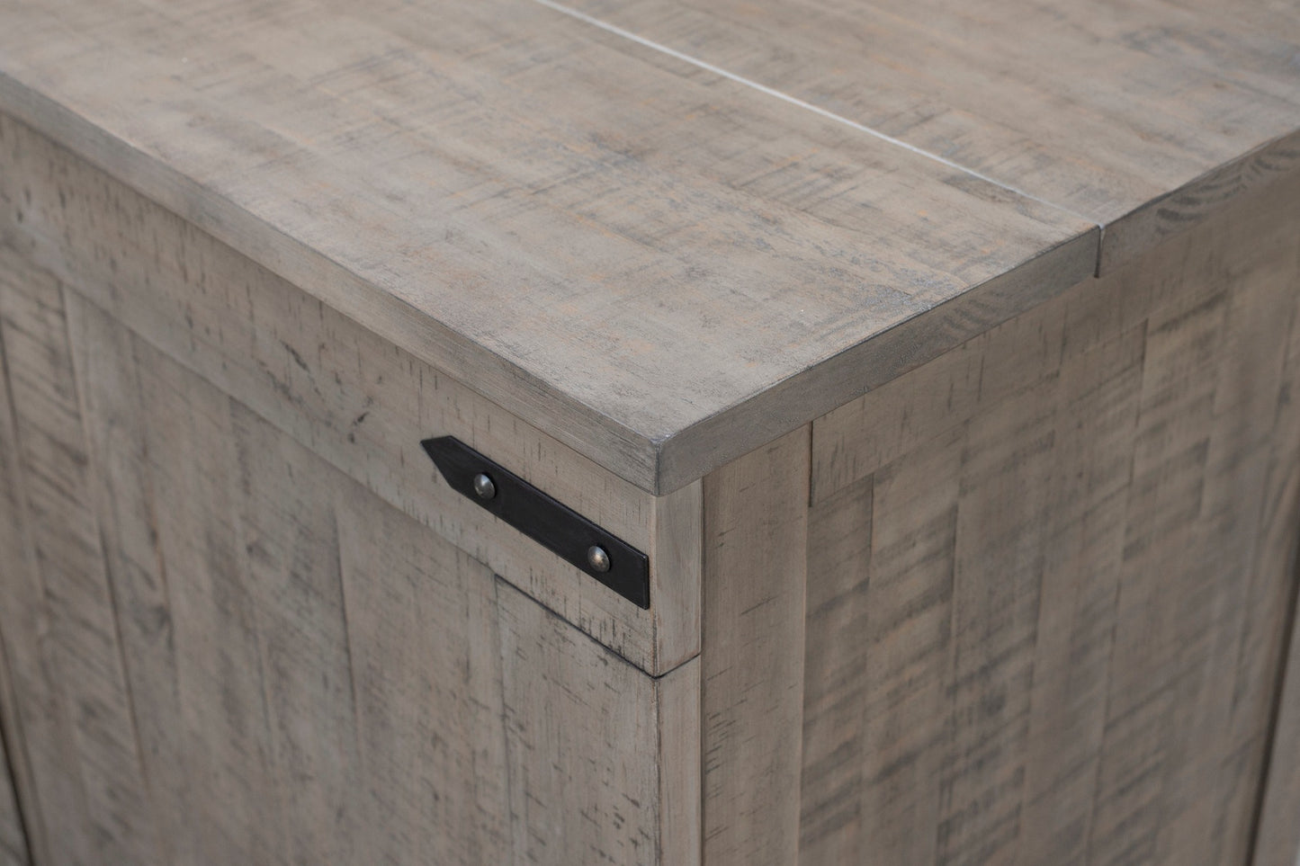 Medison Queen Sleeper Chest