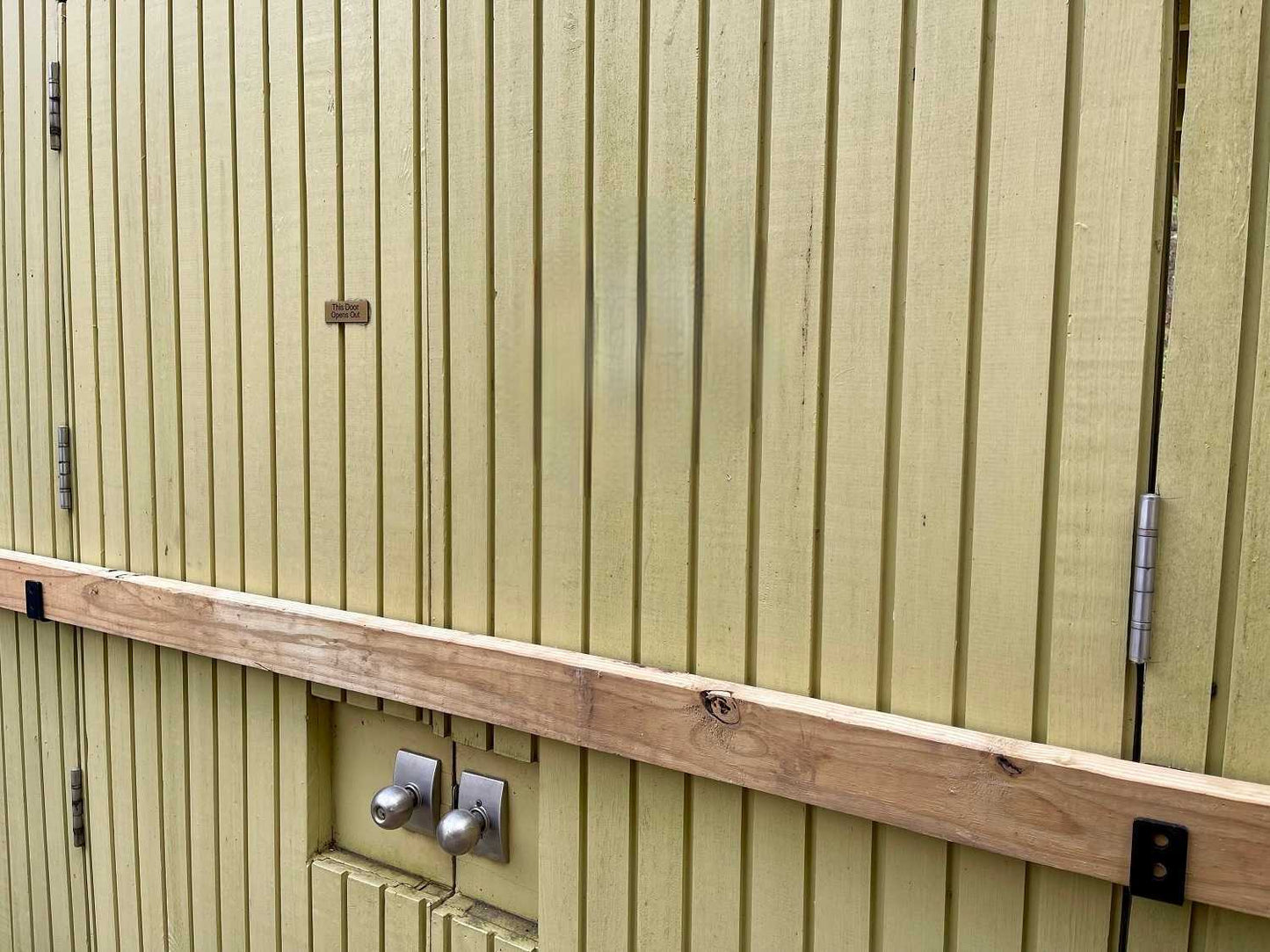 Armor Grade Carbon Steel 2x4 Barricade Brackets Outside Gate Door Stop Security