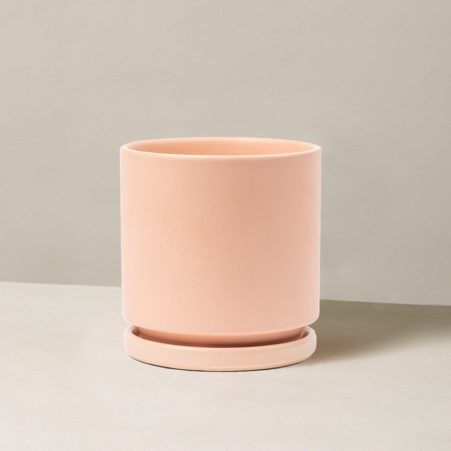 Isabella Planter
