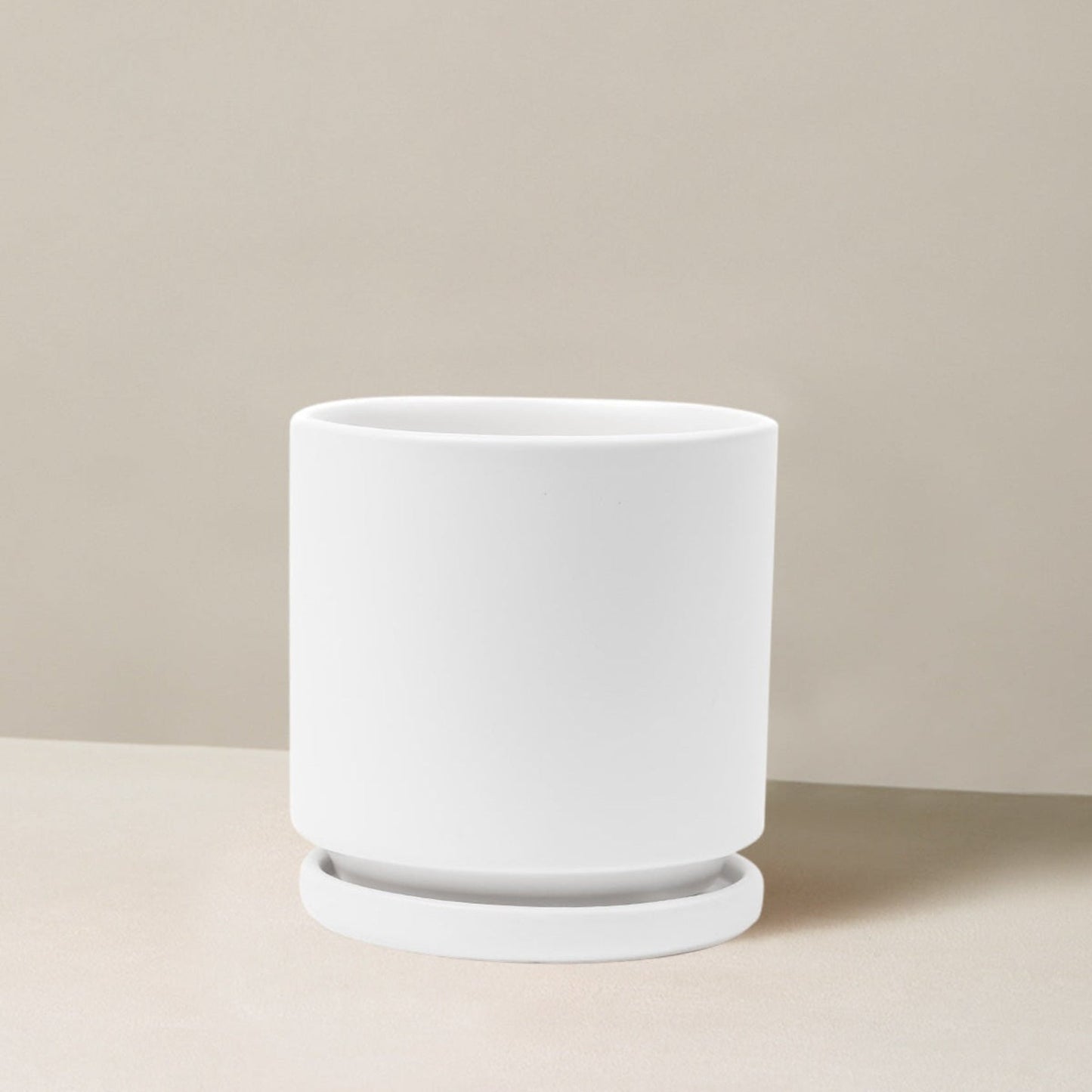 Isabella Planter