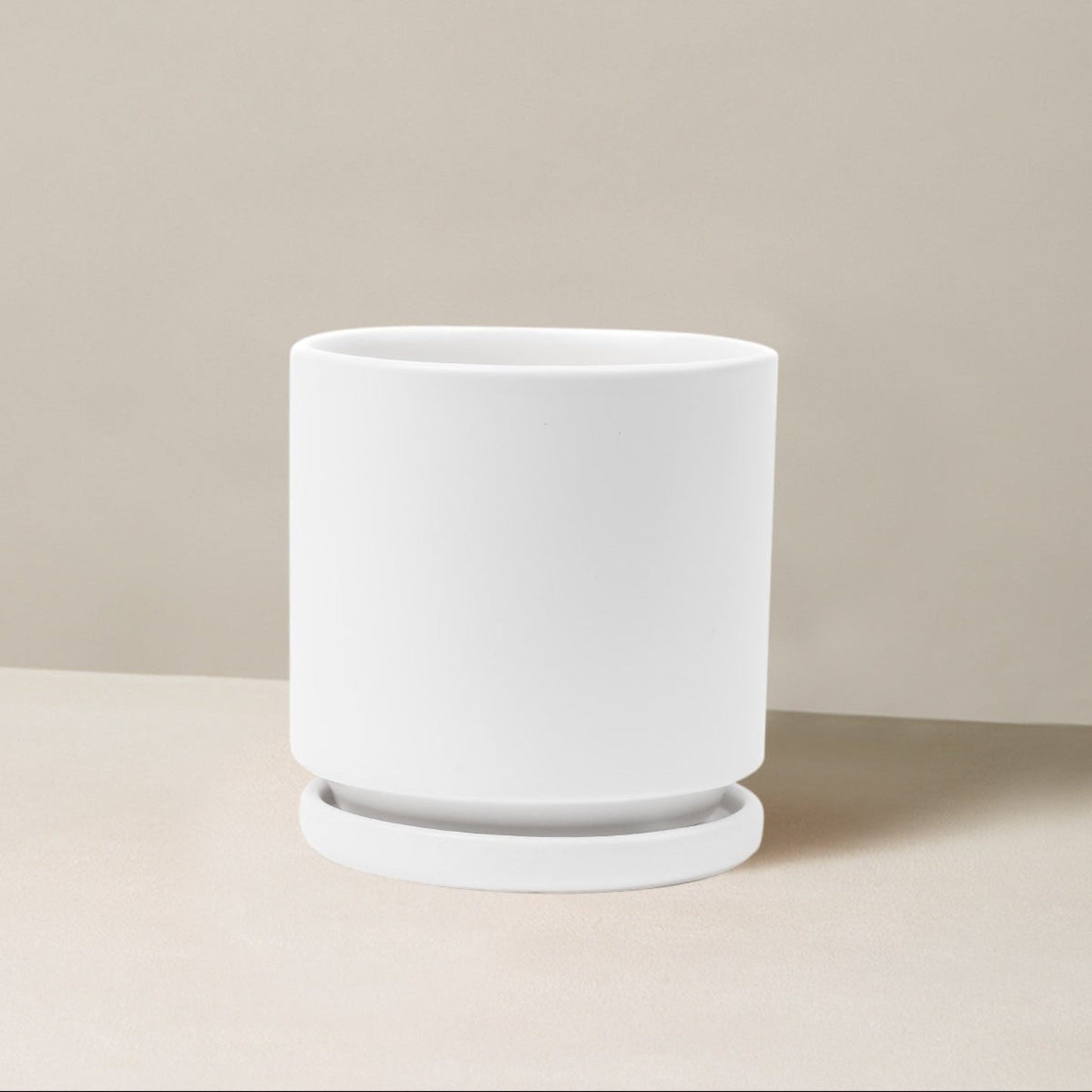 Isabella Planter