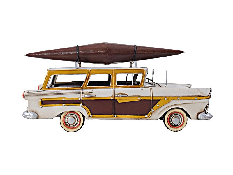 Fords Woody-Look Country Squire with Kayak 1:15 Scale Model