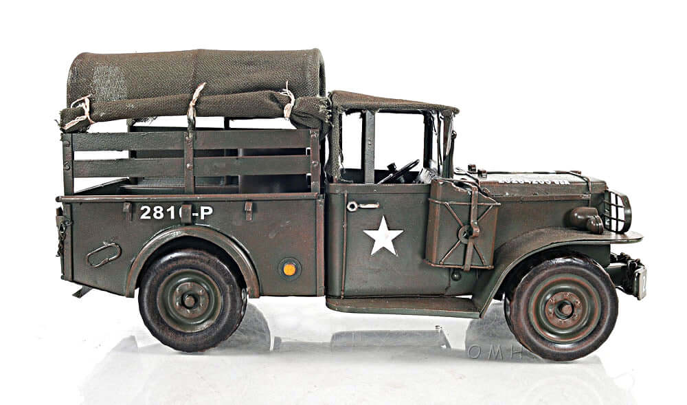 Vintage Dodge M42 Command 1:14 Model