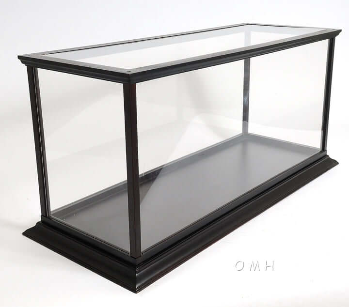 Table Top Display Case for Speed Boat