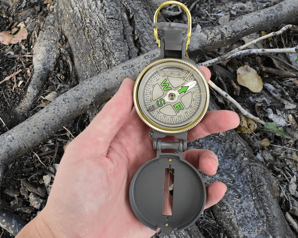 Professional Portable Folding Metal Compass with Sight Line and Magnifying Glass