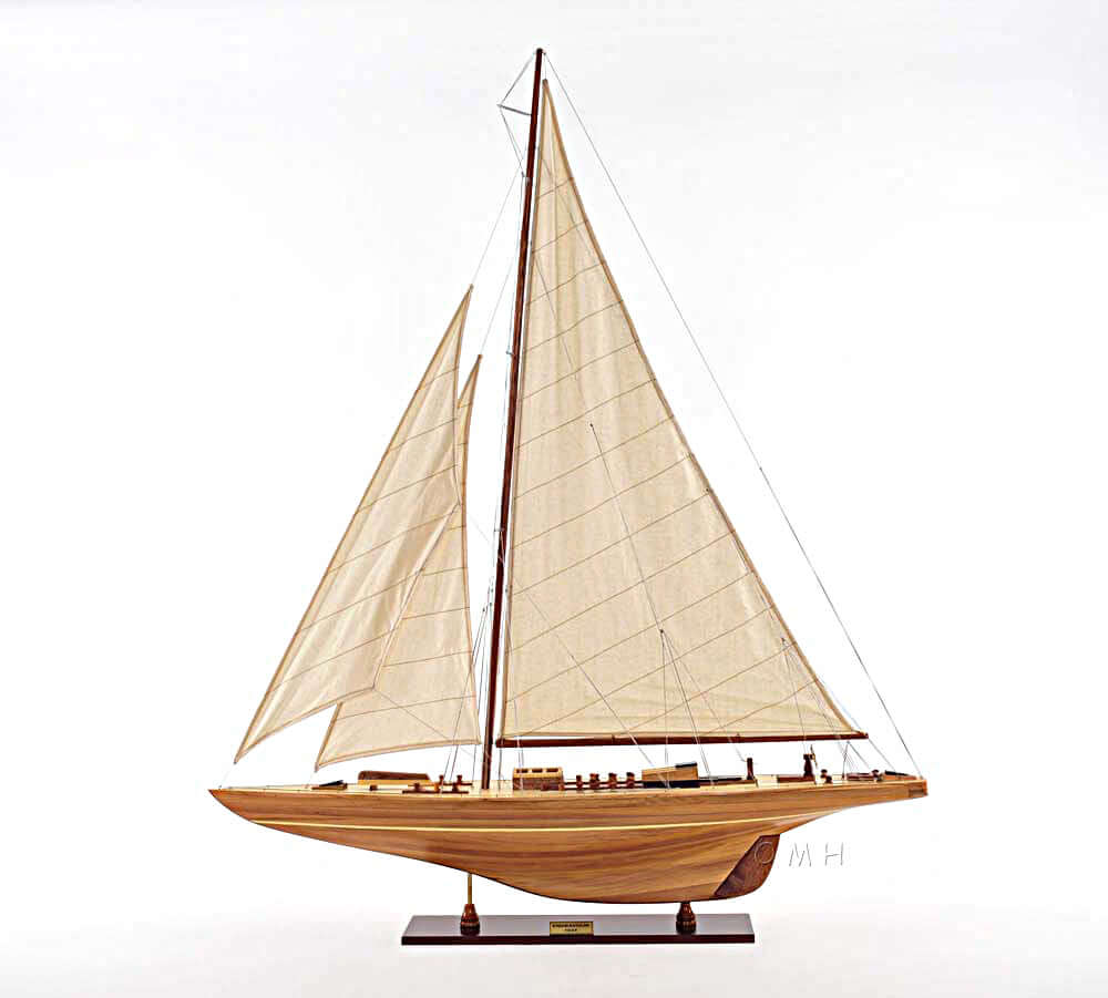 Endeavour 40 Model Sailboat